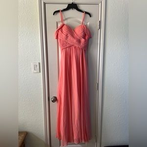 Versatile long dress, can be worn off the shoulder or with straps, worn once